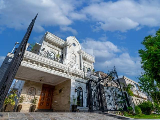 Double Unit Victorian Design House For Sale At Prime Location Near to Park, Masjid and Commercial