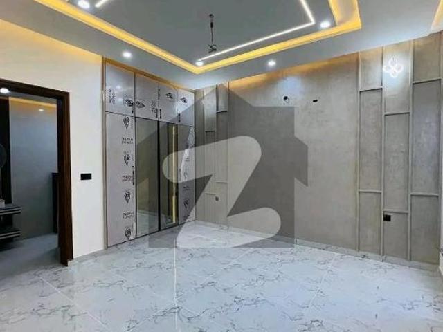 Double unit house for rent available paragon city