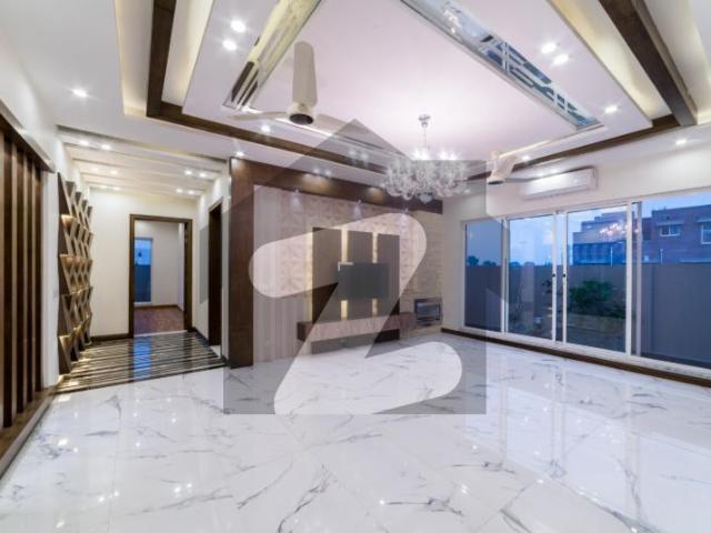 Double unit owner build 6 bedroom house for sale urgent dha phase 7 block t