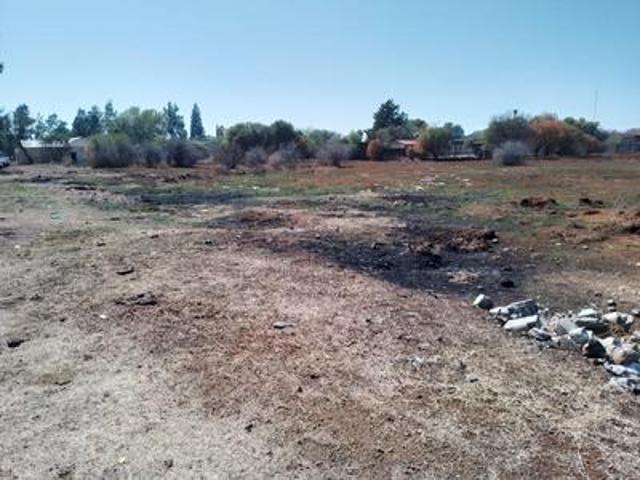 double vacant stands on the market i.