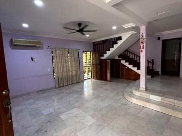 DoubleStorey End Lot House FOR RENT SS18 Subang Jaya USJ