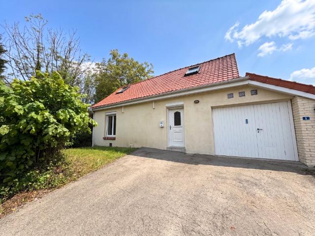 Douceur de vivre et rénovation soignée en campagne vallonnée