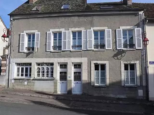 Douchy Montcorbon 45220 Achat / Vente maison 8 pièces t8