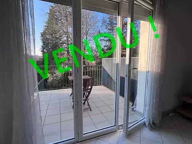 Dourdan 91410 Achat / Vente appartement 2 pièces t2 au dernier étage terrasse