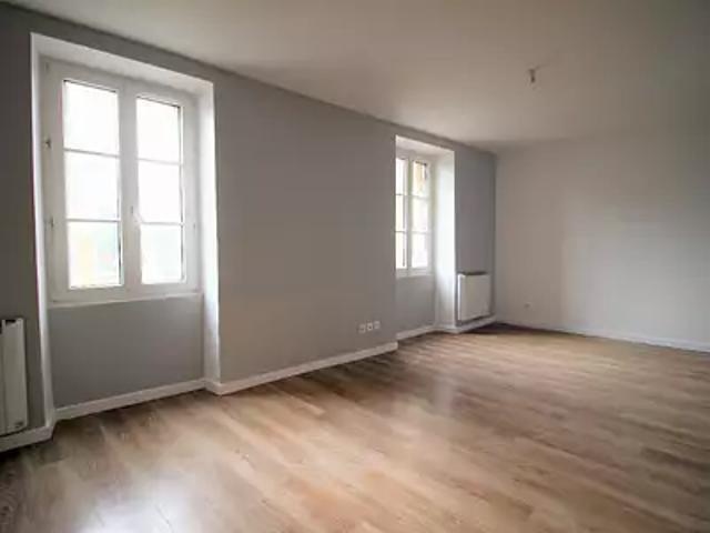 Dourdan 91410 Location appartement 2 pièces t2 au dernier étage