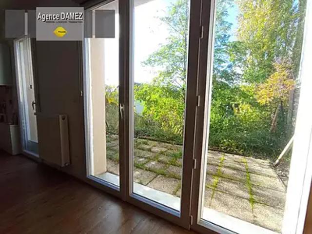 Dourdan 91410 Location appartement 2 pièces t2 au dernier étage terrasse