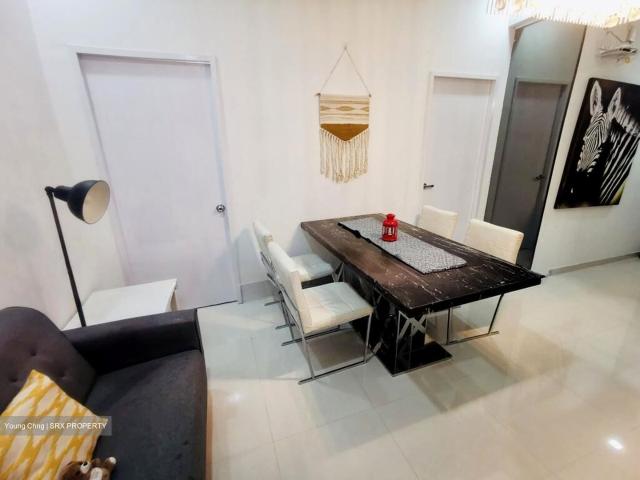 Dover Parkview D5, Condominium