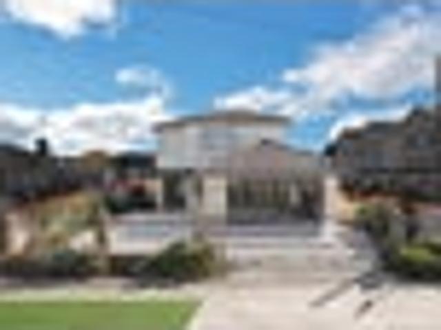 Downsizing Owners Say Sell !