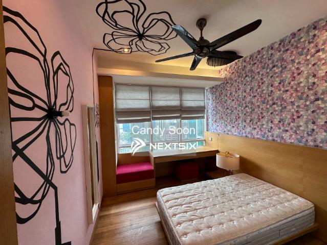 Downstairs walking distance to MRT N LRT STATION 楼下走路到地铁站和城市地铁站