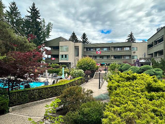 Downtown 2 Bed 2 Bath Apartment In 55+ Community
