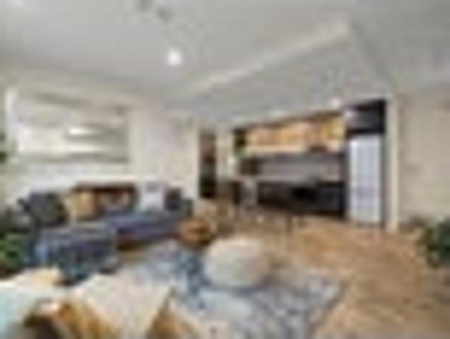 Downtown Location, Modern Style and Convenience