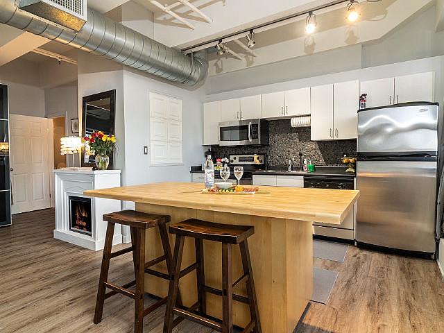 Downtown Loft Turnkey Investment Airbnb For Sale