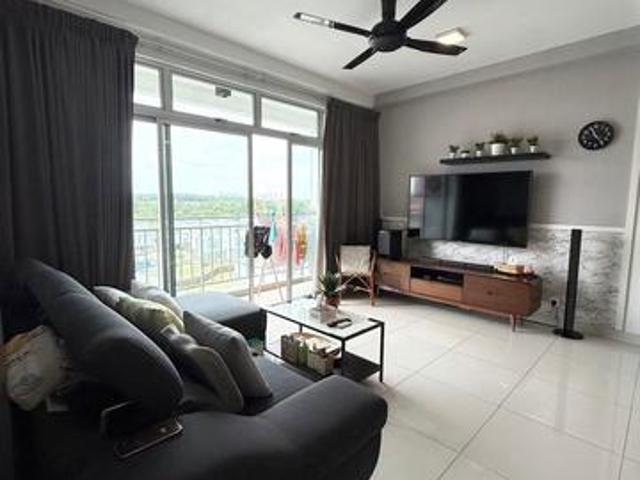 DLagoon Apartment
