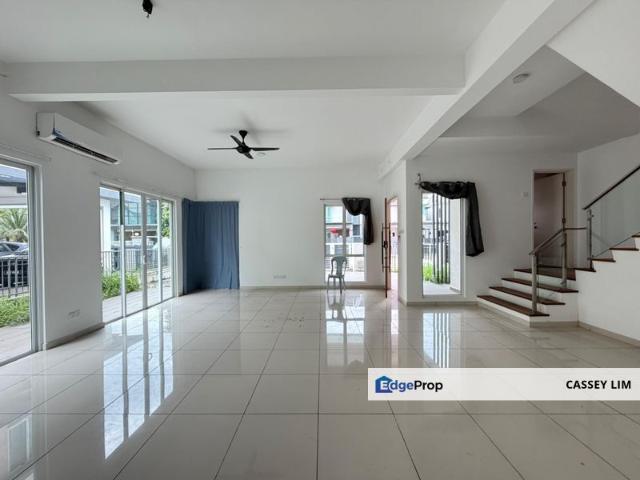 D'Laman Greenville