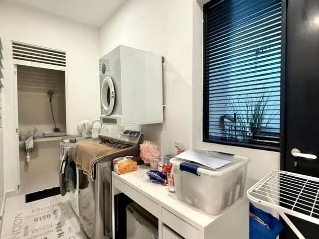 D'leedon D10, Condominium