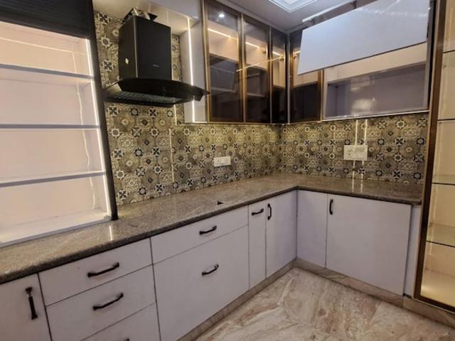 Dlf 1 5 Bedroom 500 Sq. Yd. Apartment in Dlf Phase I Gurgaon Listing ID: #10276