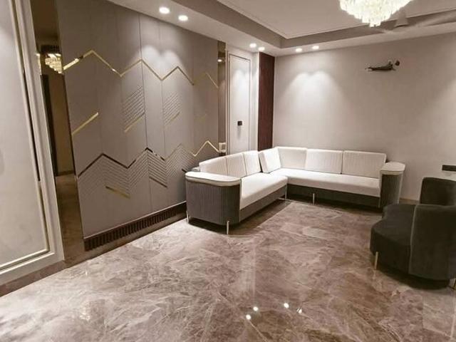 Dlf Cyber City 3 Bedroom 1780 Sq. Ft. Apartment in Sector 24 Gurgaon Listing ID: #10352