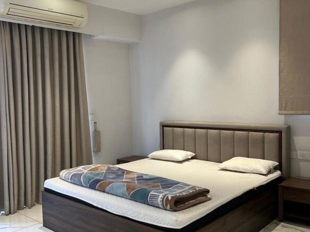 Dlf Cyber City, Dlf Phase ii 5 Bedroom 200 Sq. Yd. Independent House in Dlf Cyber City Gurgaon Listing ID: #10342