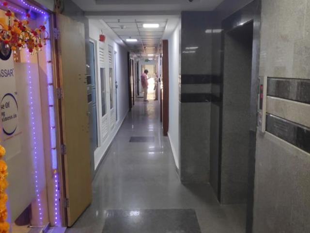 DLF Atria 3 Bedroom 500 Sq. Yd. Apartment in Dlf Phase ii Gurgaon Listing ID: #10269