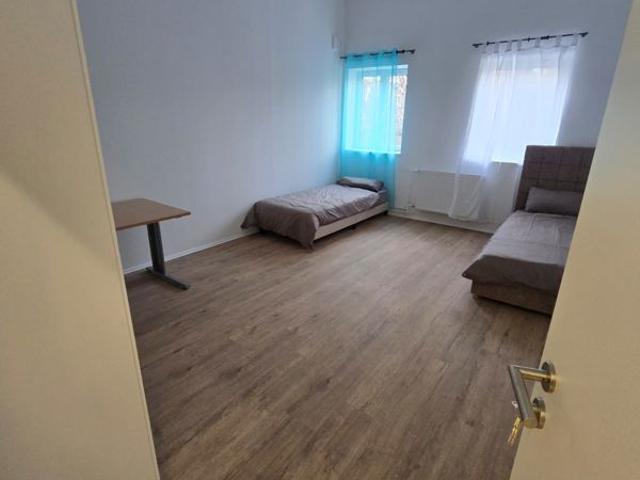 DLF Building 10 1 RK 500 Sq. Yd. Builder Floor in Dlf Phase ii Gurgaon Listing ID: #9994