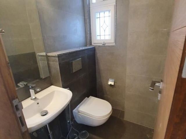 DLF Hamilton Court 1.5 Bedroom 2642 Sq. Ft. Apartment in Sector 27 Gurgaon Listing ID: #10415