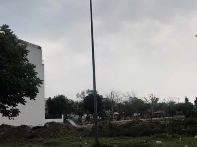 DLF Hyde Park 250 Sq. Yd. Plot in South Mullanpur Chandigarh Listing ID: #10365