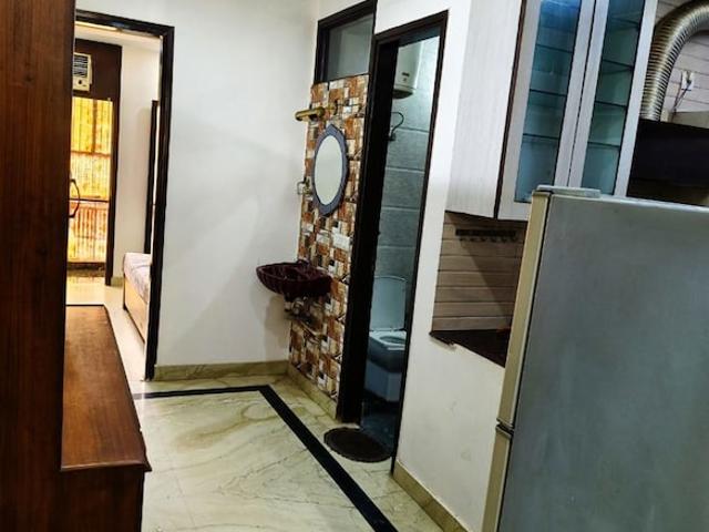 DLF Star Tower 1 Bedroom 80 Sq. Yd. Apartment in Sector 30 Gurgaon Listing ID: #10009
