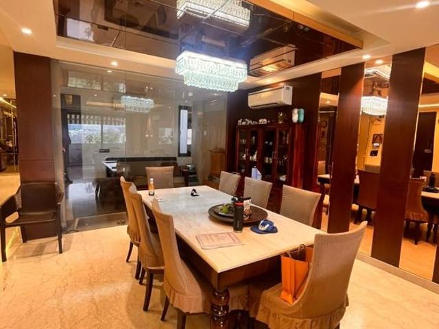 Dlf Phase 1 3 Bedroom 300 Sq. Yd. Builder Floor in Dlf Phase I Gurgaon Listing ID: #10260