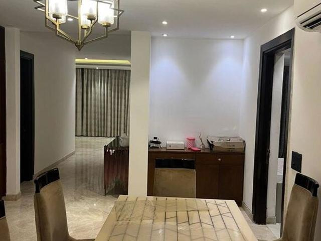 Dlf Phase I, Sector 26a 3 Bedroom 500 Sq. Yd. Builder Floor in Dlf Phase I Gurgaon Listing ID: #10114