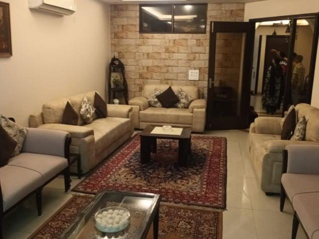 DLF Queens Court 4 Bedroom 300 Sq. Yd. Apartment in Greater Kailash ii Delhi Listing ID: #9987