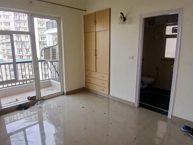 DLF Regency Park I 2 Bedroom 1105 Sq. Ft. Apartment in Dlf Phase iv Gurgaon Listing ID: #10358