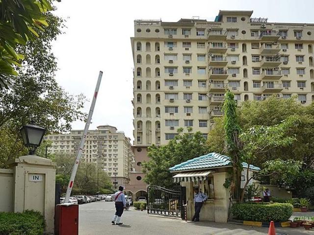 DLF Ridgewood Estate 4 Bedroom 2700 Sq. Ft. Penthouse in Dlf Phase iv Gurgaon Listing ID: #9954