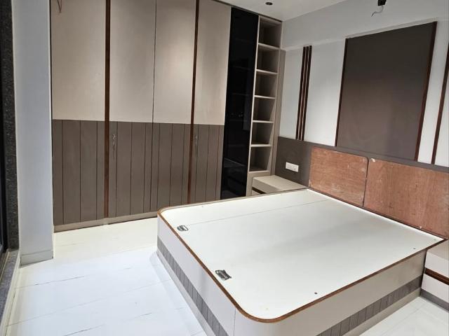 DLH Legacy 3 Bedroom 1318 Sq. Ft. Apartment in Juhu Mumbai Listing ID: #10212