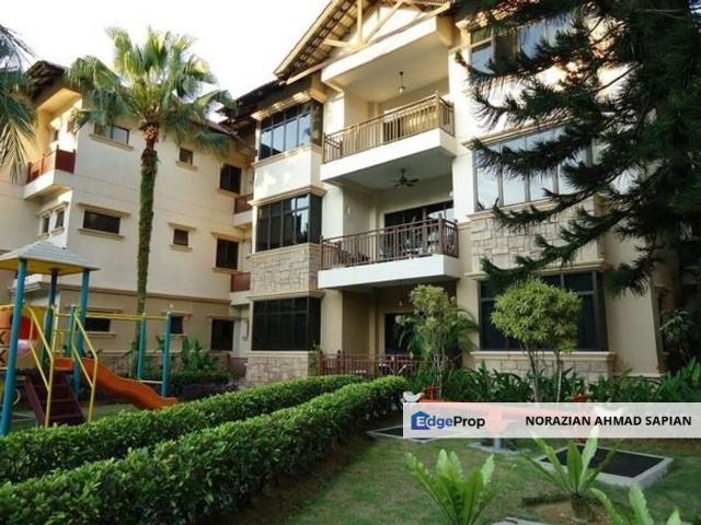 D'Melor Condominium
