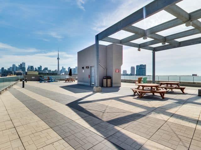 DNA 1 CONDO: King St W & Shaw St 1 Shaw St AD#001129