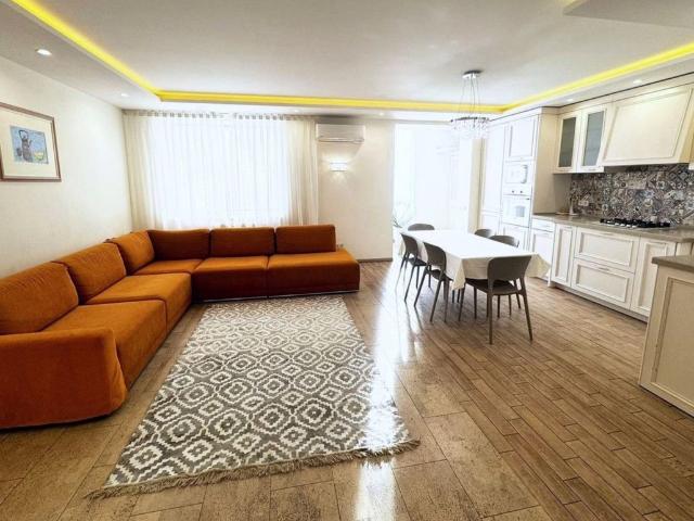 Днепр, Владимирская, 1, продажа многокомнатной квартиры, район Индустриальный р н