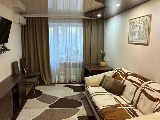 Днепр, Крушельницкой, 7, продажа трёхкомнатной квартиры, район АНД р н