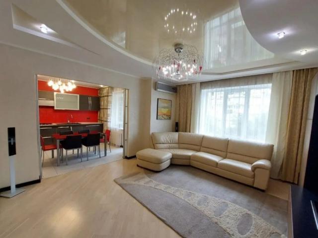 Днепр, Малиновского Маршала, 48А, продажа четырёхкомнатной квартиры, район АНД р н