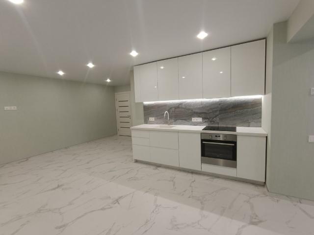 Днепр, Михаила Грушевського, 85, продажа трёхкомнатной квартиры, район Шевченковский