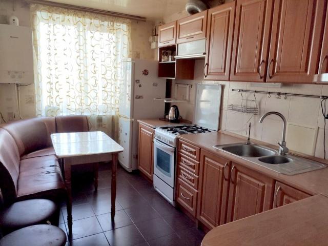 Днепр, Осенняя, 13 Б, продажа четырёхкомнатной квартиры, район Индустриальный р н