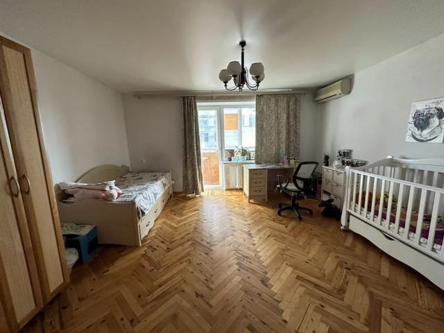 Днепр, Плеханова, 15Б, продажа четырёхкомнатной квартиры, район Бабушкинский р н