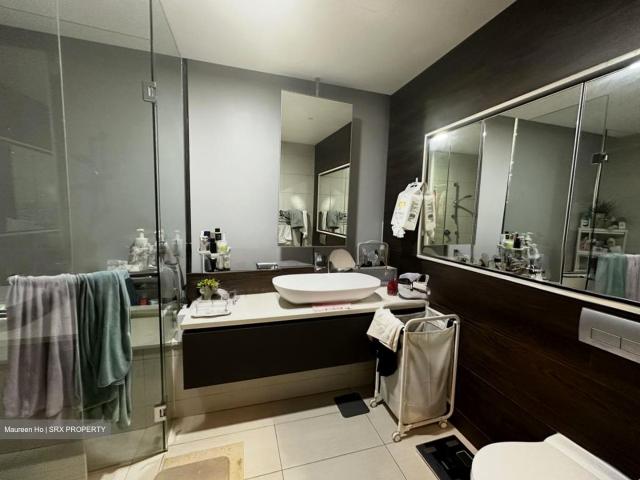 D'nest D18, Condominium