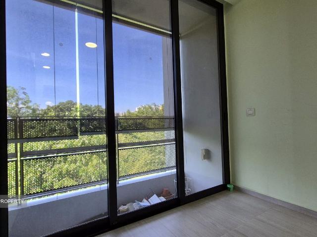 D'nest D18, Condominium