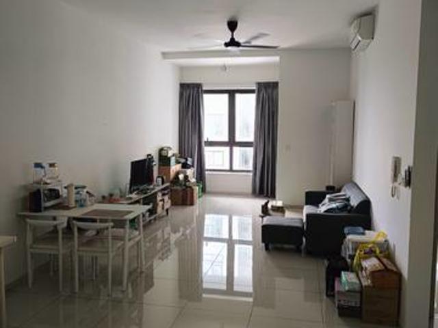 Dsara Sentral Sungai buloh furnished 2 rooms 1 bath 1parking