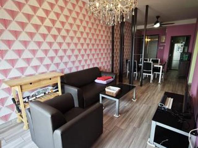 DSecret Garden Fully Renovated Kempas