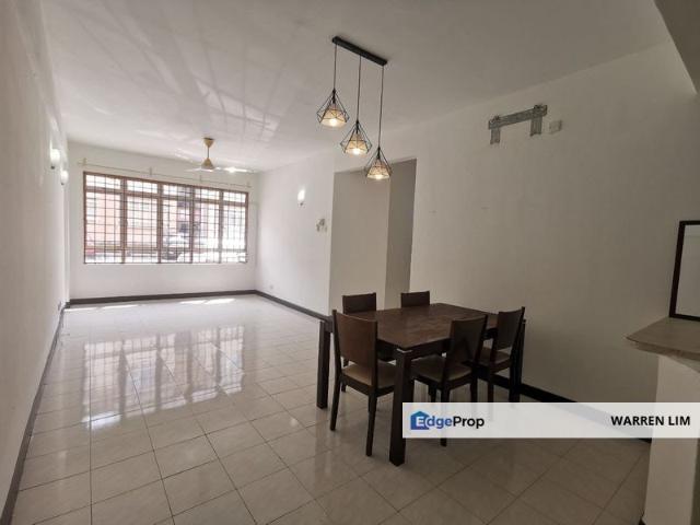 D'Shire Villa