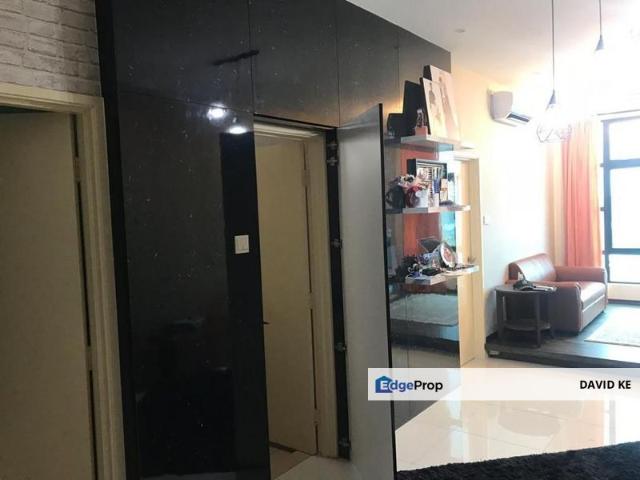 D'Summit Residences
