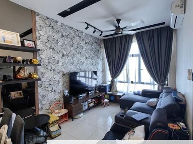 D'Summit Residences
