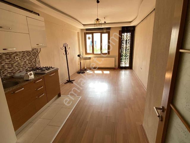 Dsy Gayrimenkul'den Kiralık 2+1 Doğalgaz, Çift Cephe Balkonlu Ev