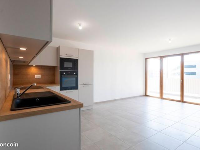 DPE A T4 récent avec terrasse couverte de 16m² plein Sud – prêt à vivre